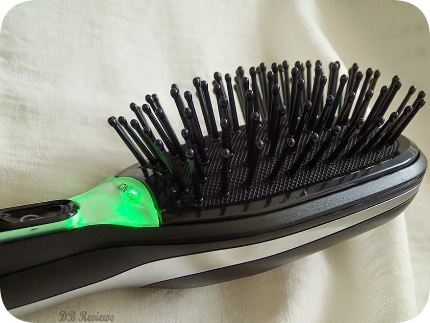 The Braun Satin-Hair 7 Brush with IONTEC - DB Reviews - UK Lifestyle Blog