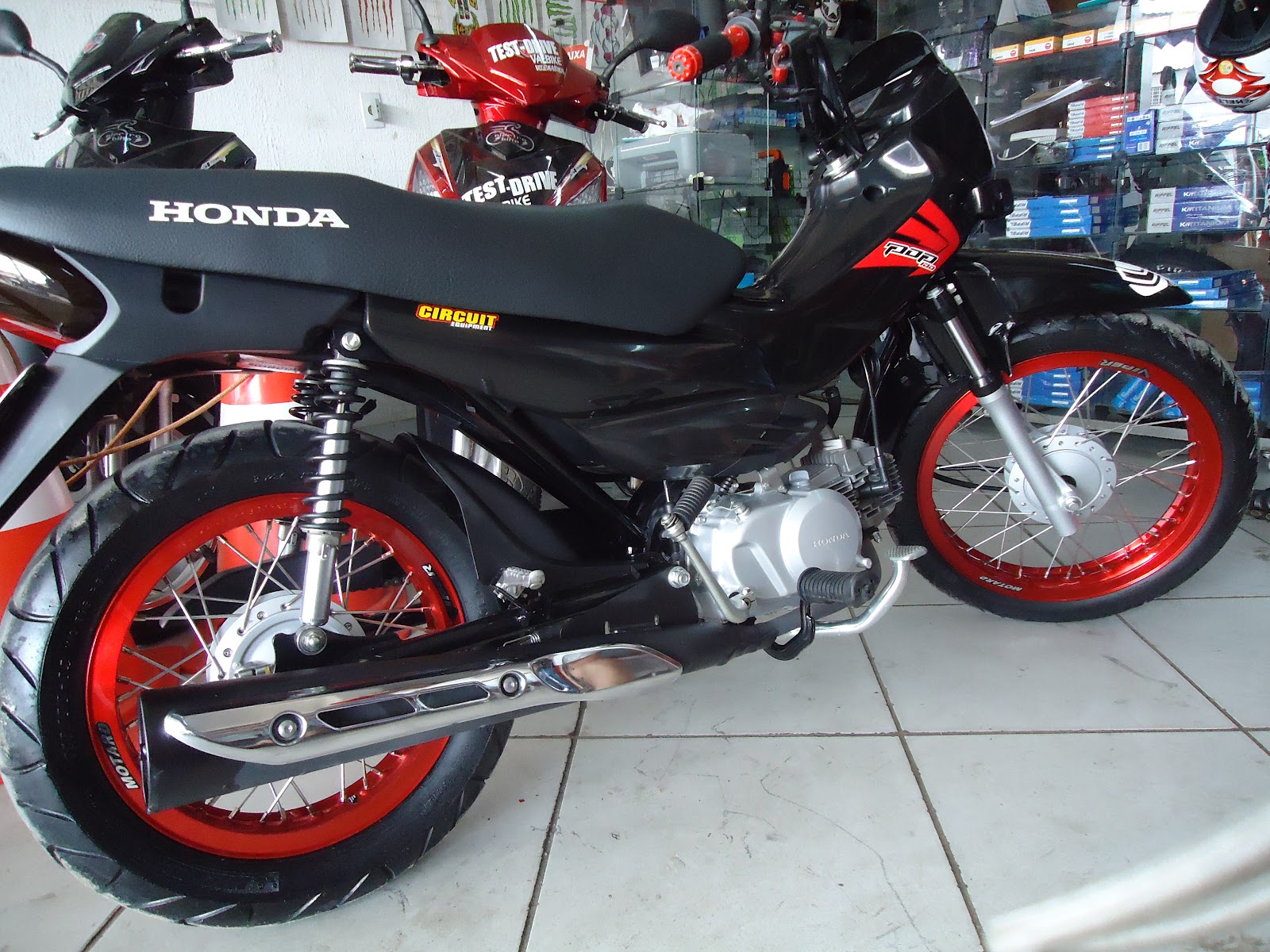 Mais uma lindona! Grupo Honda POP 100
