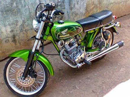 Modif Cb Glatik modifikasi cb 100 125 150 classic glatik airbrush antik Modif Cb Glatik modifikasi cb 100 125 150 classic glatik airbrush antik