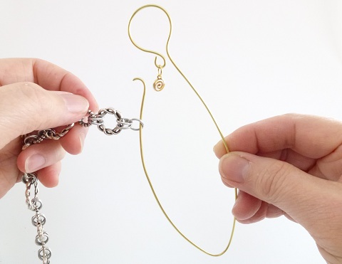 Bracelet Fastening Tool Tutorial - The Beading Gem's Journal