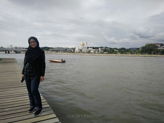 Tempat Menarik di Brunei - Kampung Ayer, Masjid Sultan Omar Ali Saifuddin, Tamu Gadong
