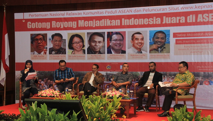 Fachry Ali: Demokrasi Indonesia Juara di ASEAN