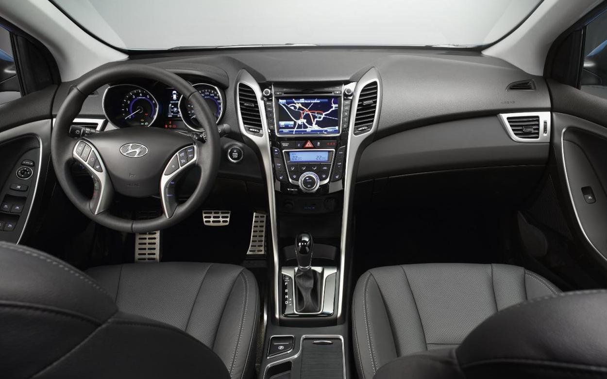 New Hyundai i30 revealed