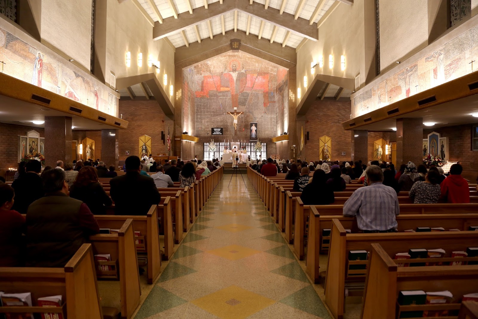New Liturgical Movement The Feast of St Thérèse in Madera, California