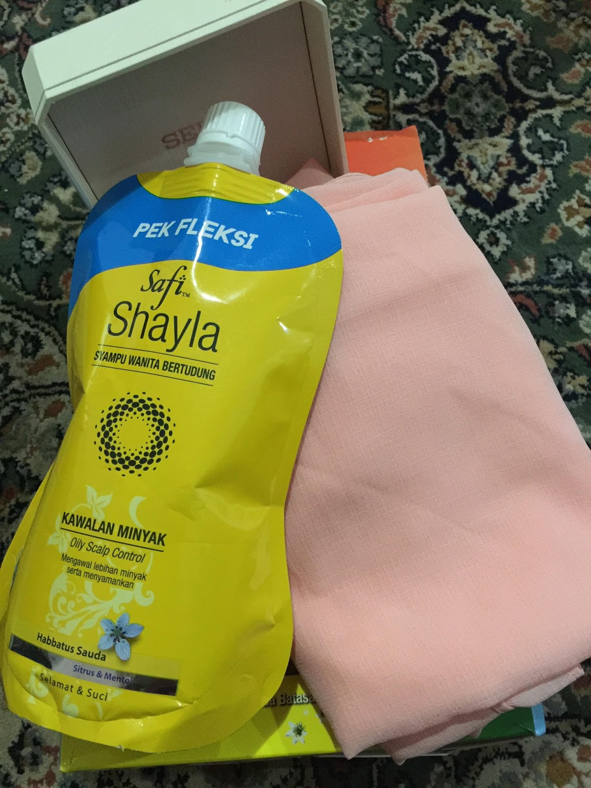 SAFI Shayla Pek Fleksi - Inovasi Syampu Terkini Wanita Bertudung