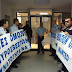 Κατάληψη από αστυνομικούς της ΠΟΑΣΥ στα γραφεία του ΣΥΡΙΖΑ