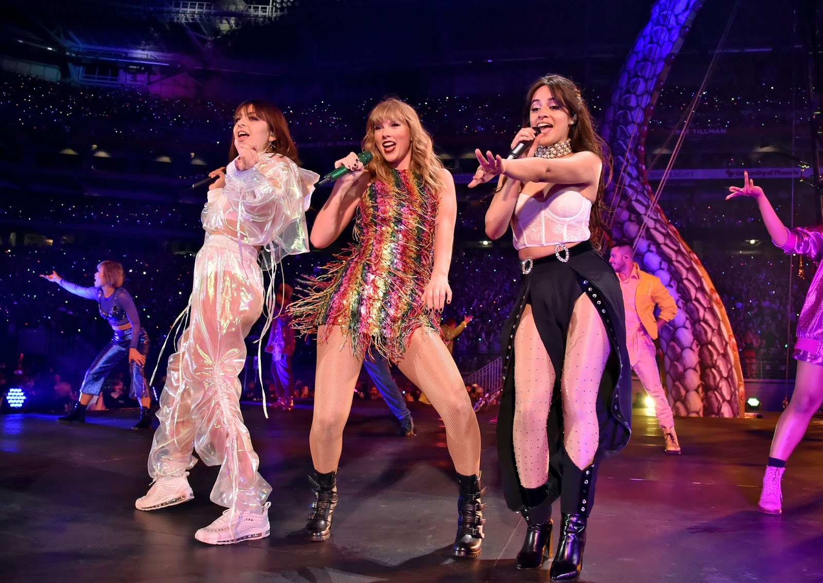 taylor swift reputation tour special guests