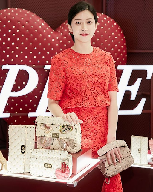 Lee Bo-young Photos Lee Bo-young Photos