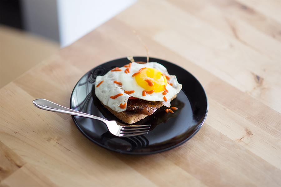 Chef Tails - Smoked Salmon Breakfast Sandwich - littleladylittlecity.com Chef Tails - Smoked Salmon Breakfast Sandwich - littleladylittlecity.com