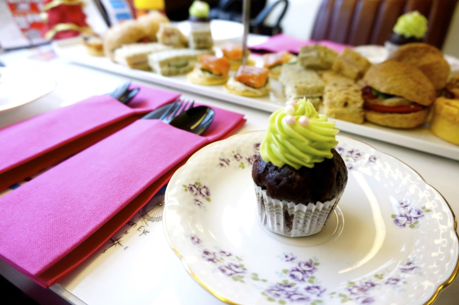 bb bakery afternoon tea bus tour