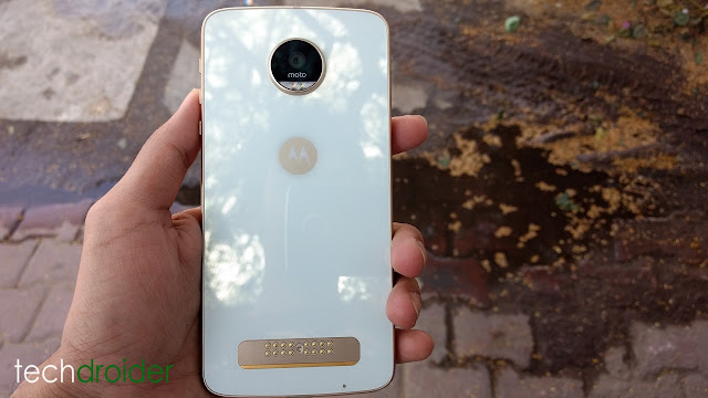 Moto Z (2017) with Snapdragon 835 Could Be In The Works Moto Z (2017) with Snapdragon 835 Could Be In The Works