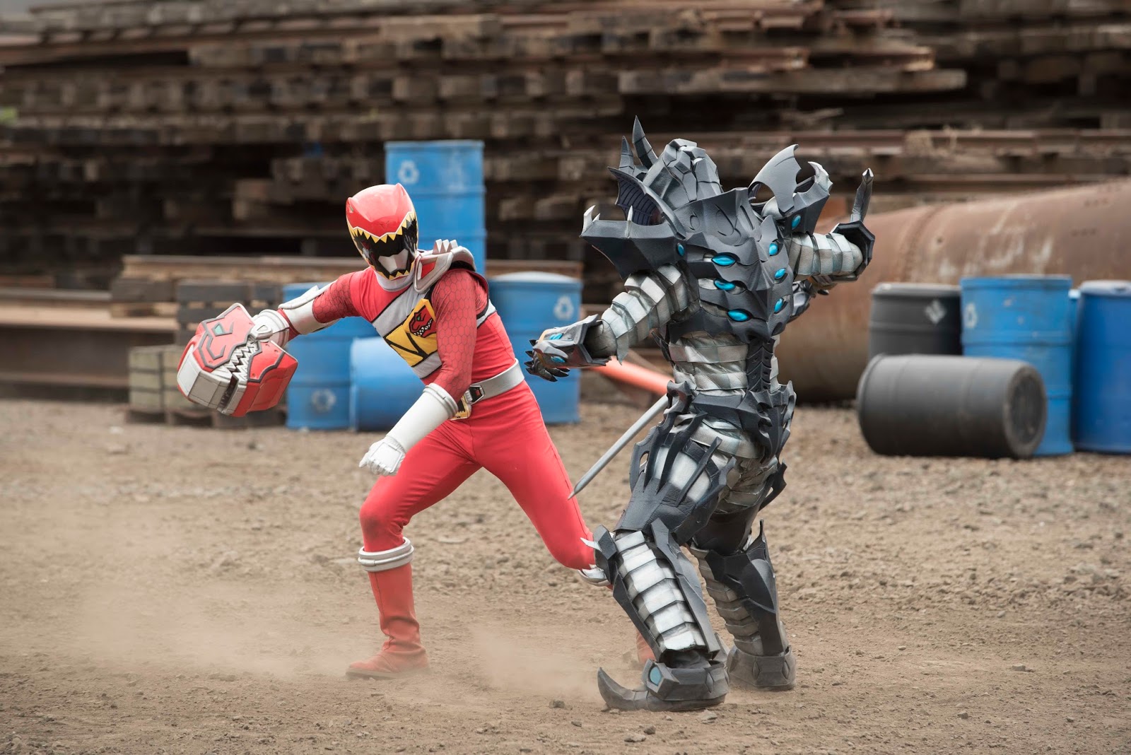 заряд могучие. могучие рейнджеры дино заряд. Power rangers дино заряд. повер рейнджеры дино заряд. рейнджеры дино заряд.