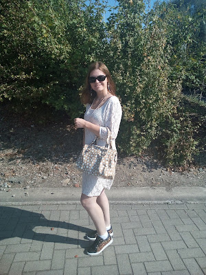 OOTD Outfit Ideas Classy Lace Dress Cream Shades Guess Shoes OOTD Outfit Ideas Classy Lace Dress Cream Shades Guess Shoes