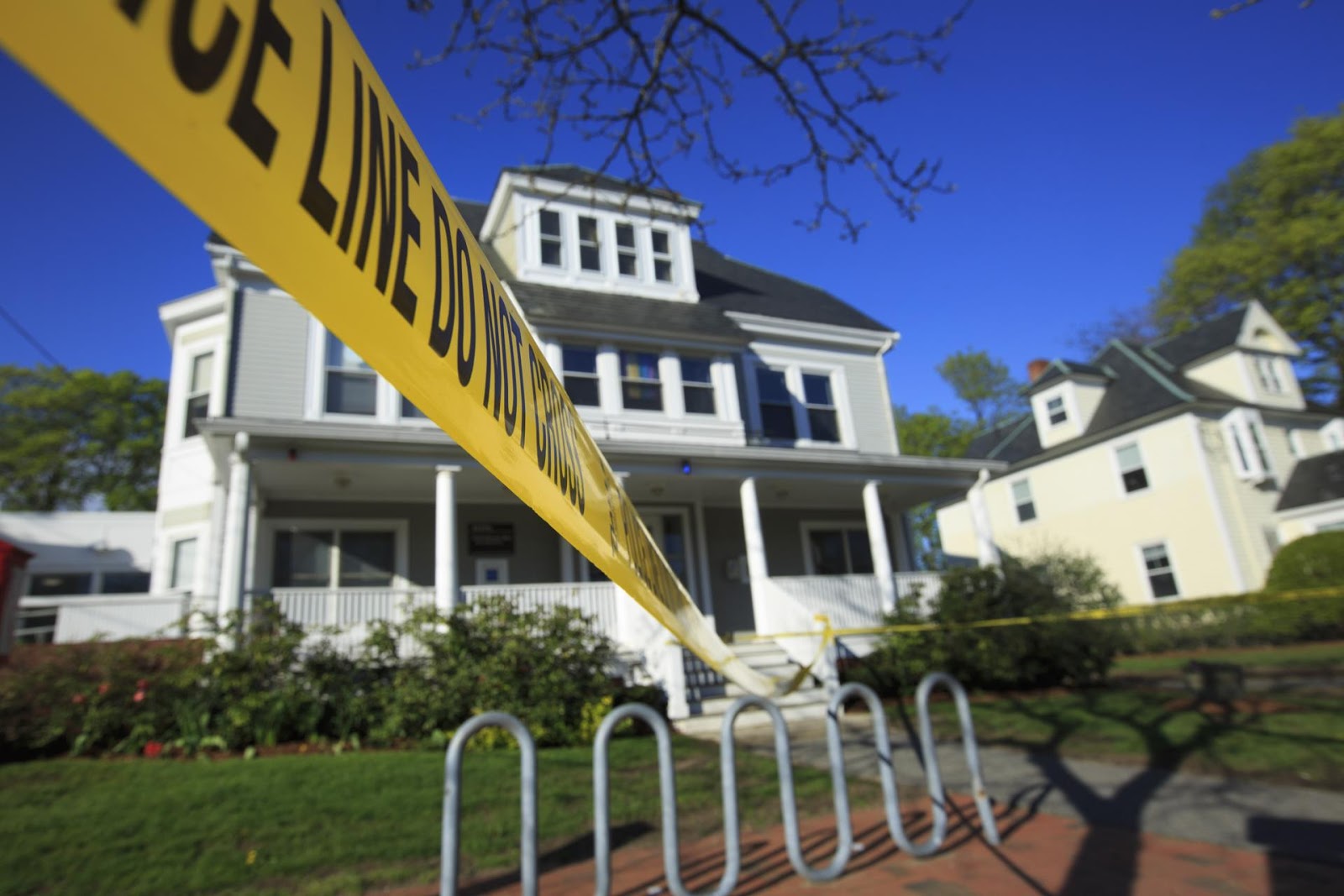 Picture Best THE MOST DANGEROUS SCHOOLS IN AMERICA