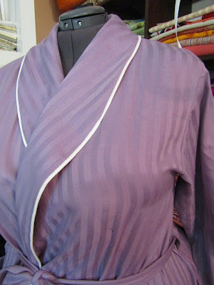 Kwik Sew 3644 K3644 Purple Robe www.sewplus.blogspot.com