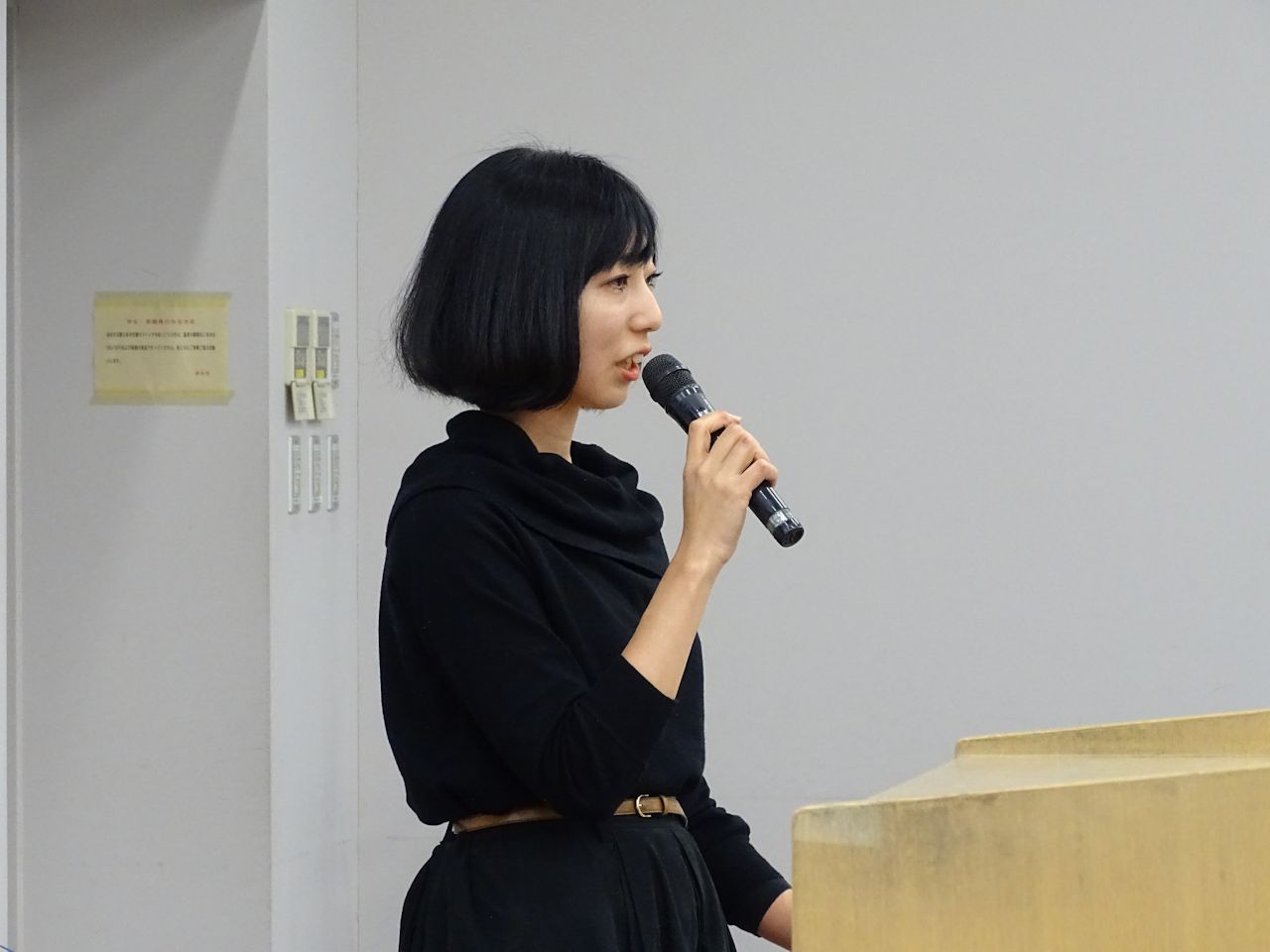 群馬県立女子大学美学美術史学科公式ブログ 芸術の現場から 県民公開授業 ハラ ミュージアム アークの山川恵里菜先生による御講義