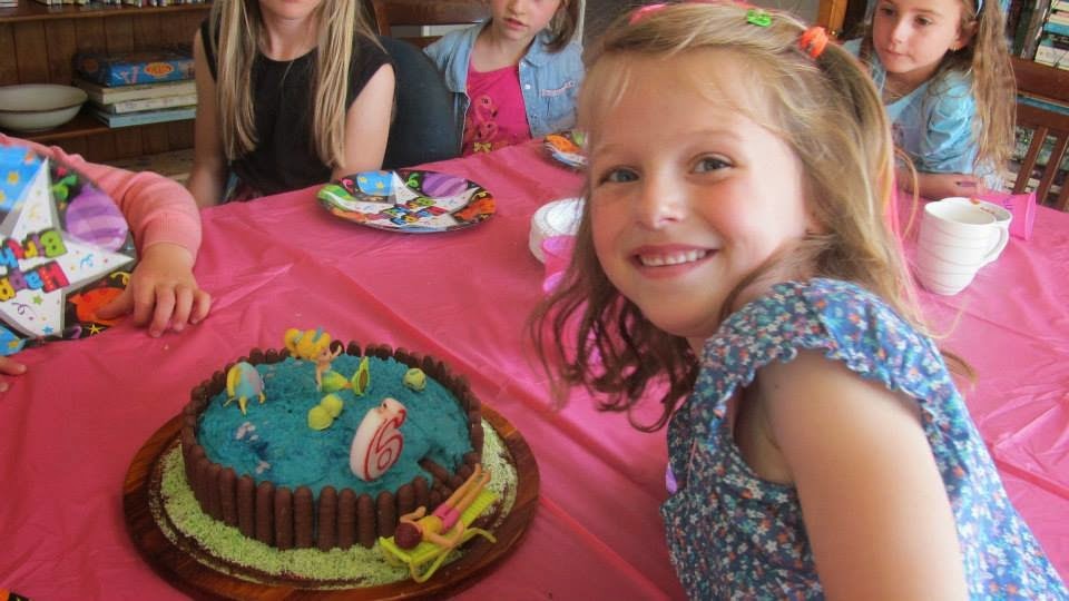 Four Paws and Whiskers: Happy Birthday Phoebe