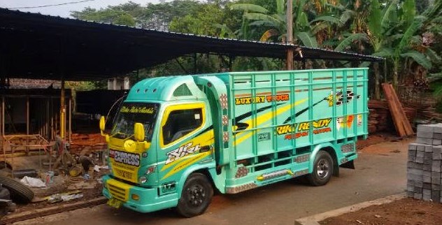 Mobil Truk Anti Gosip BLOG OTOMOTIF KEREN