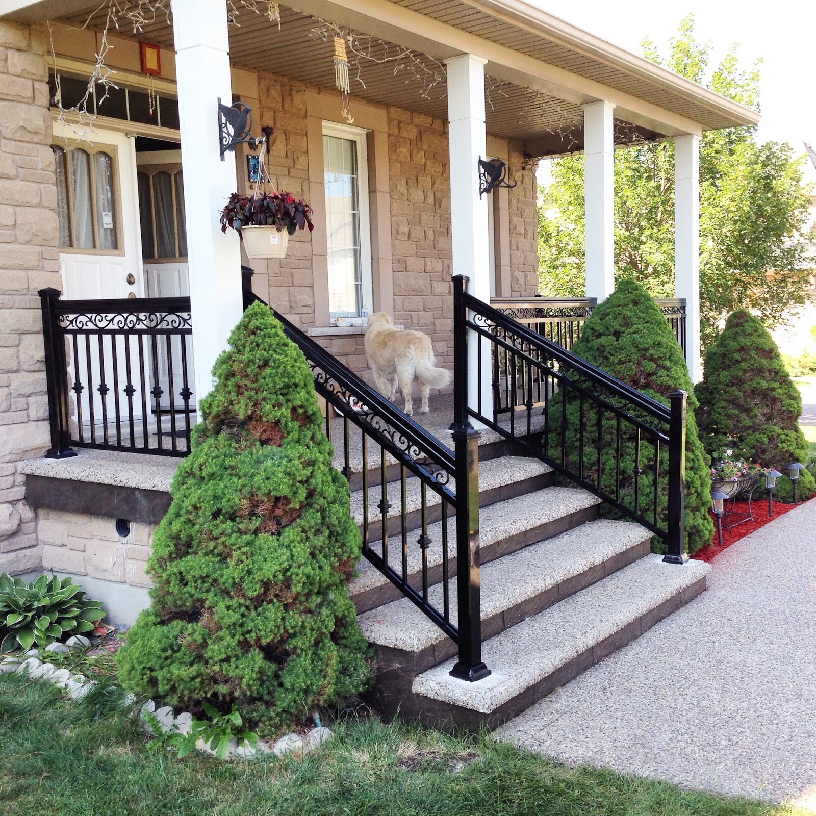 Vaughan porch railing styles. Toronto & Woodbridge completed jobs