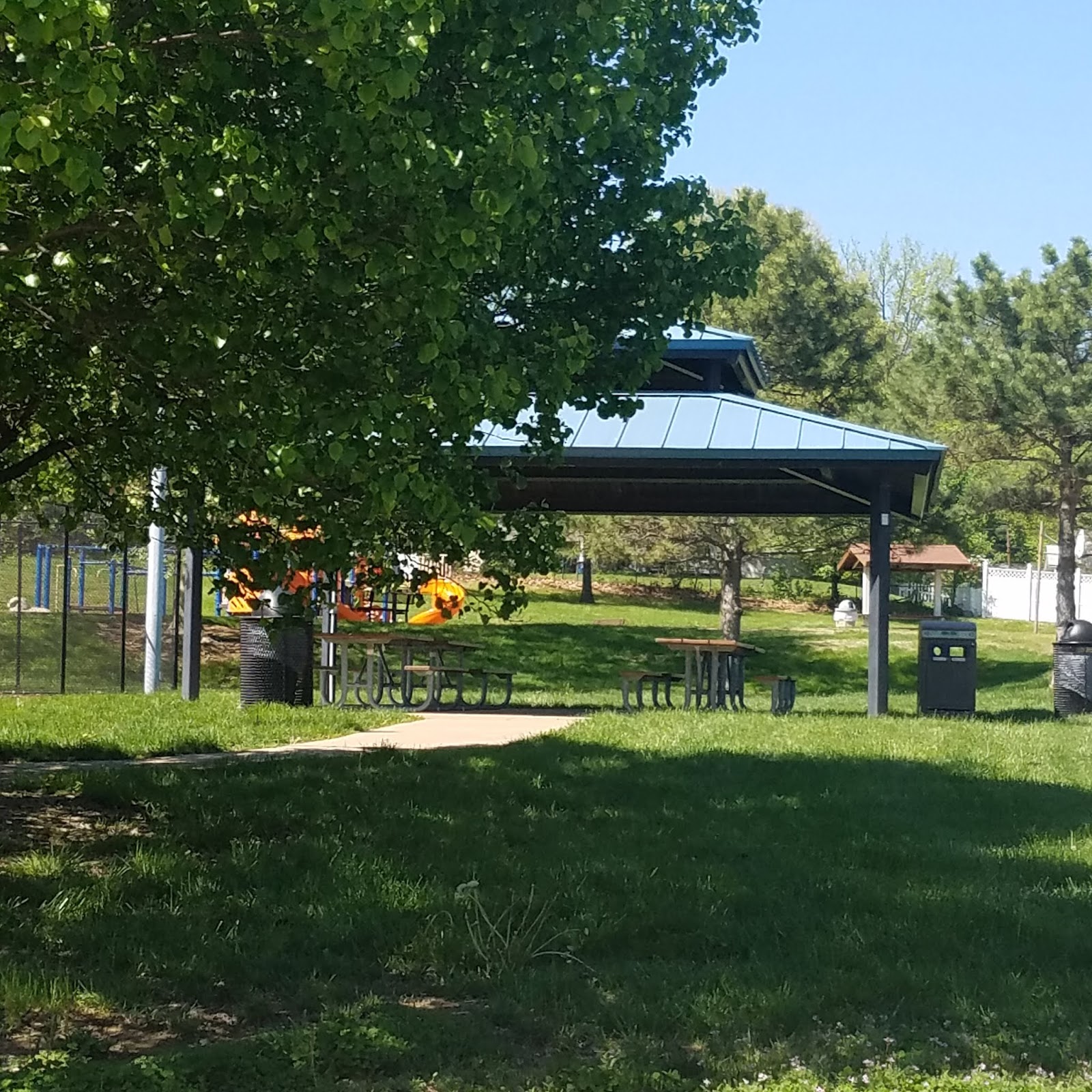 Play St. Louis Holloway Park, Ballwin