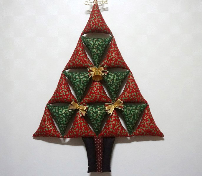 Christmas Tree Soft Toy panel. DIY step-by-step tutorial. Елочка из треугольников к Рождеству.