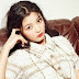 Kim Yoo Jung é criticada por seu comportamento no palco durante um evento para promover um filme