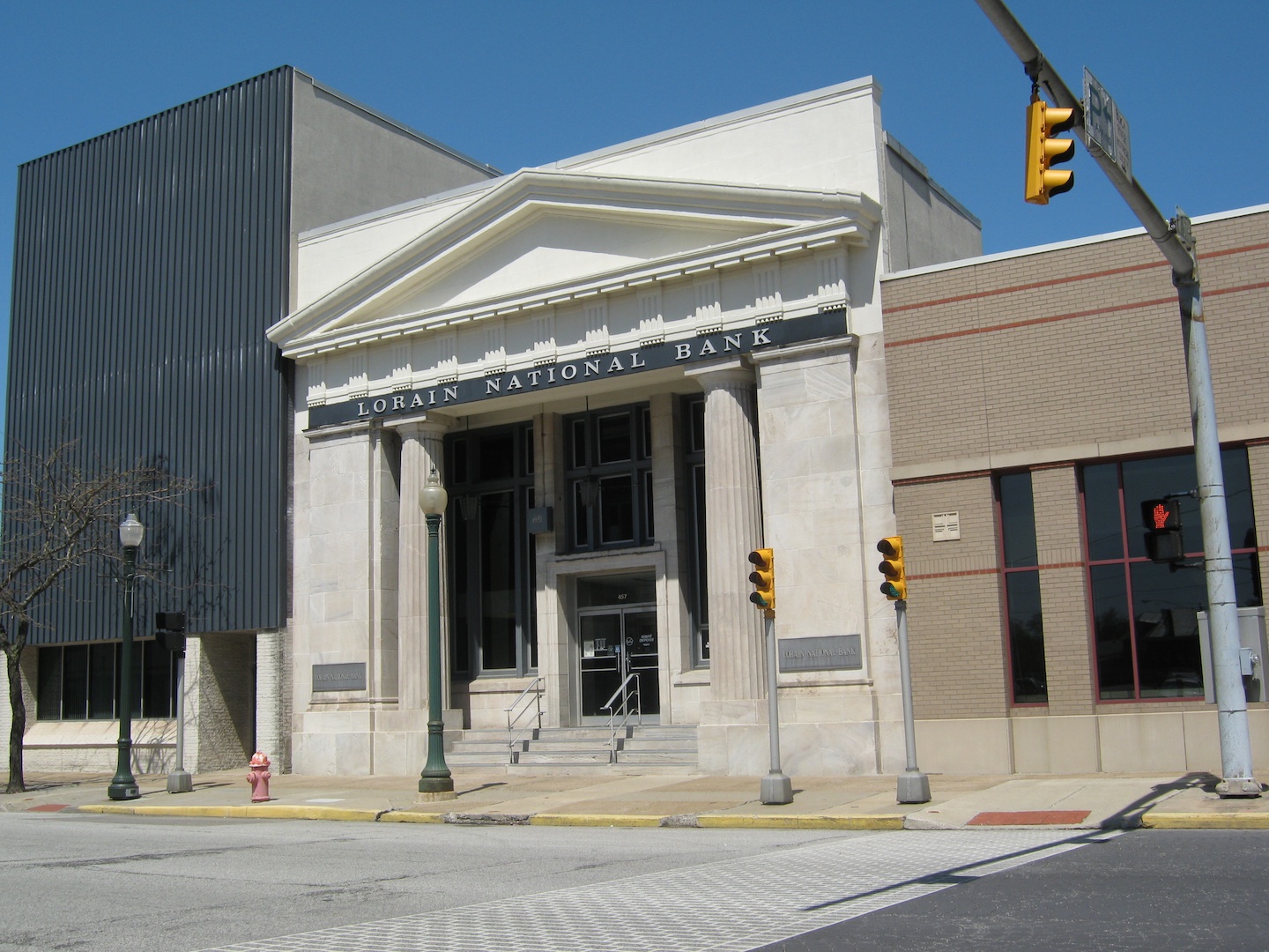 Brady's Bunch of Lorain County Nostalgia Goodbye, Lorain National Bank