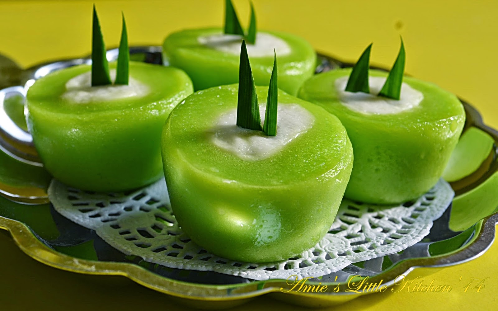 Amies Little Kitchen Si Nona Manis Kue Terlajak Sedap