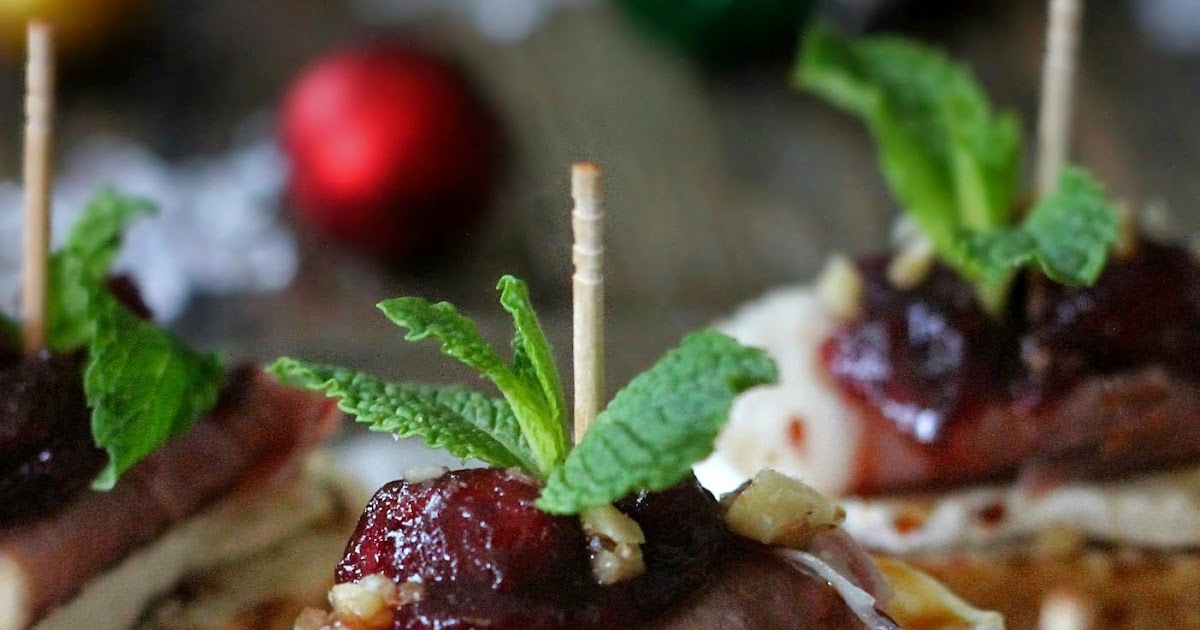 The Baker Cranberry, Brie and Prosciutto Crostini with Balsamic Glaze