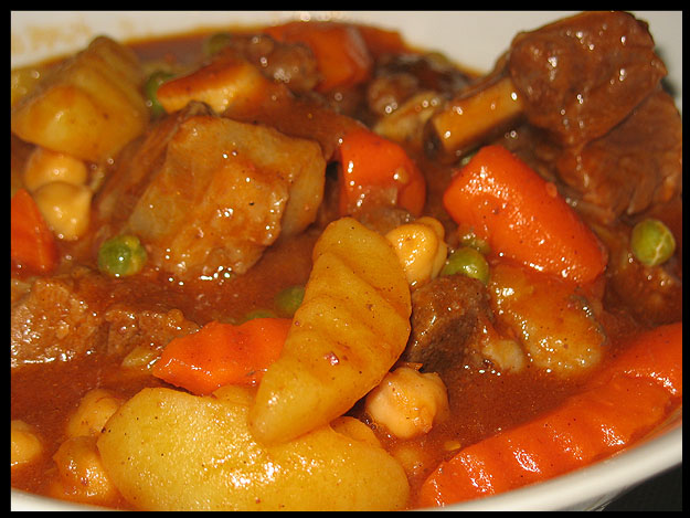Mga Pagkaing Pang Pinoy Recipe: Beef Caldereta Recipe ~ Mga Pagkaing