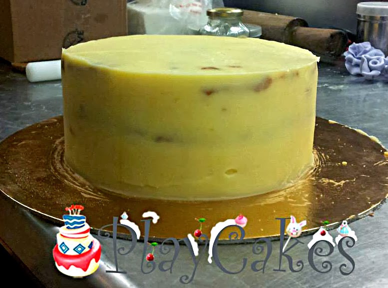 PLAY CAKES LA CREMA AL BURRO PER CAKE DESIGN