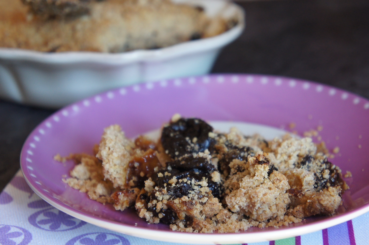 Crumble aux pruneaux et aux oranges