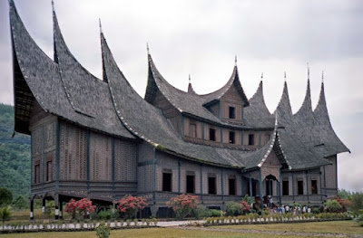 Desain Asli Rumah Gadang Adat Minang Desain Asli Rumah Gadang Adat Minang