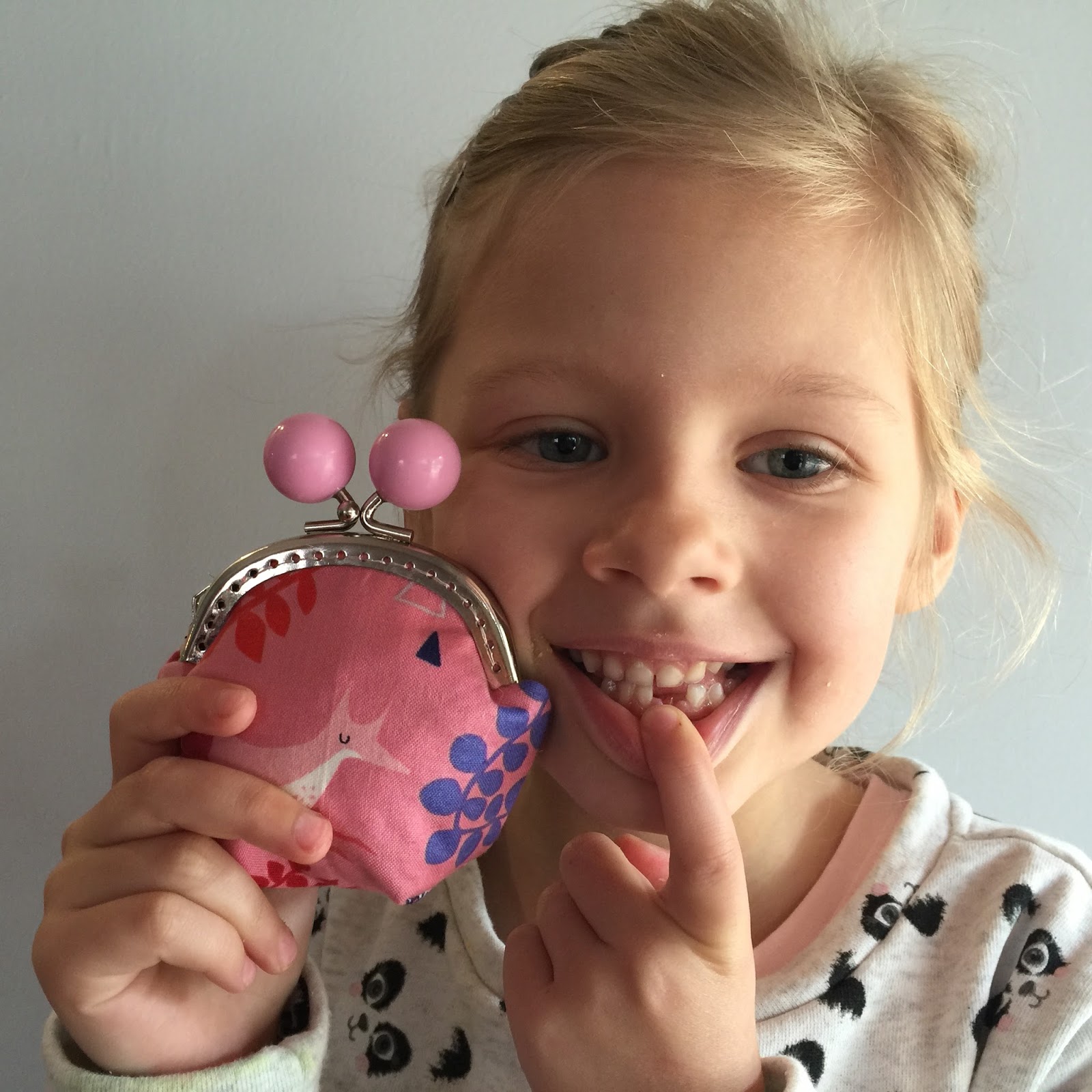 sew-giving-tooth-fairy-coin-purse