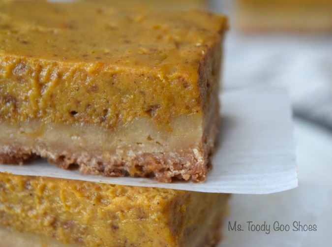 Pumpkin Pie Bars - a new twist on pie. All of the deliciousness of pie, but none of the hassle of rolling out dough. So easy to make! | Ms. Toody Goo Shoes #Thanksgiving