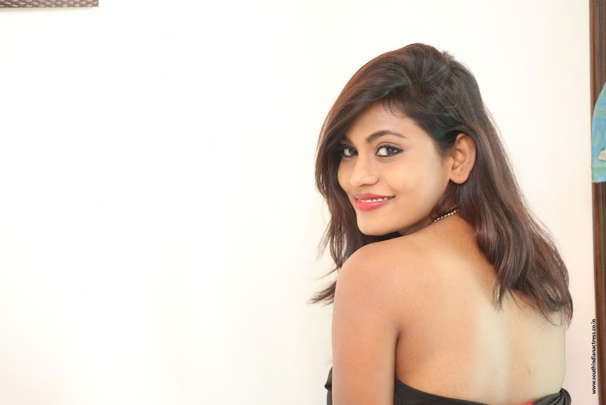 Priya Augustin at 4 Idiots movie opening