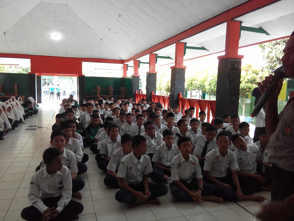 Kegiatan pembinaan siswa kelas IX MTsN 1 Kota Bengkulu