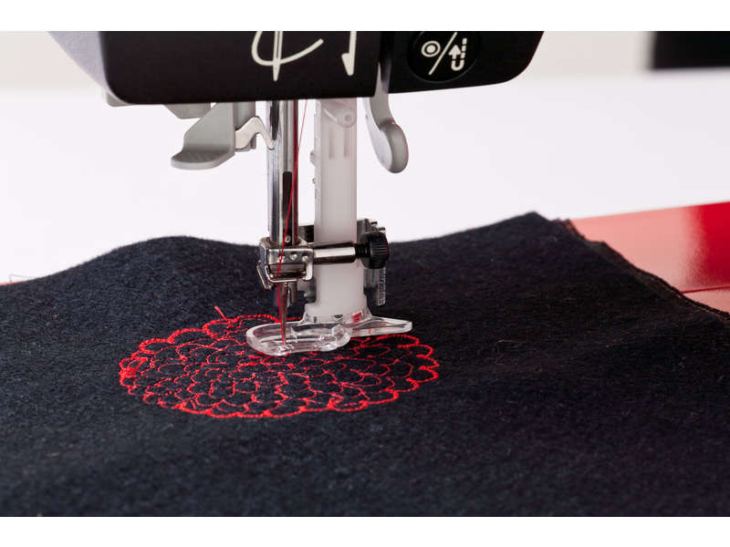 TOYOTA Oekaki Renaissance Computerized Sewing Quilting Awesome Oekaki Sewing Machine Reviews TOYOTA Oekaki Renaissance Computerized Sewing Quilting Awesome Oekaki Sewing Machine Reviews