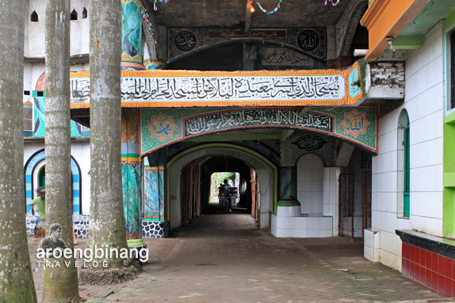 masjid pintu seribu tangerang