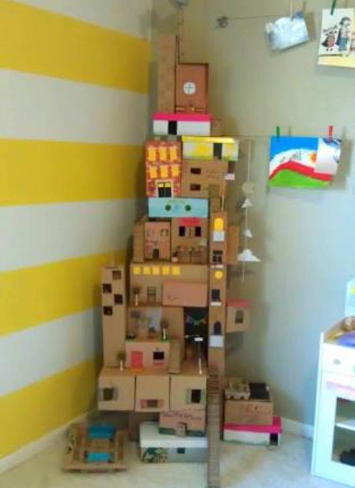como hacer casa de muñecas con cajas de carton