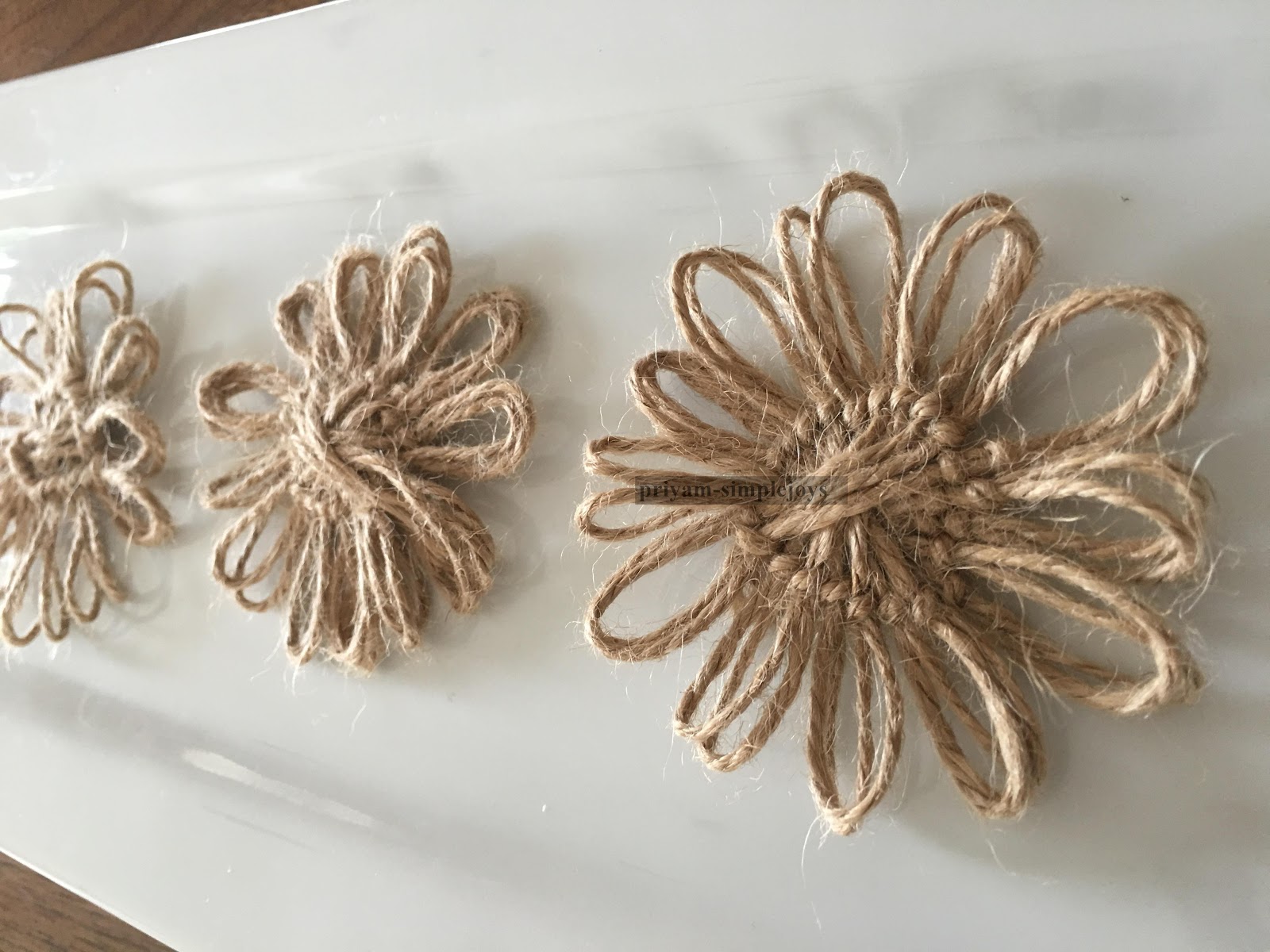 SimpleJoys Twine Flowers