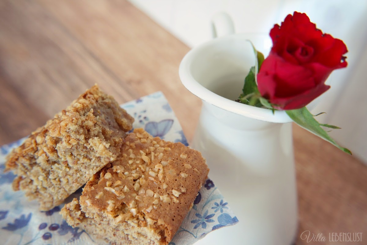 Villa Lebenslust Blog: Schnelle saftige Mandel Brownies - Rezept