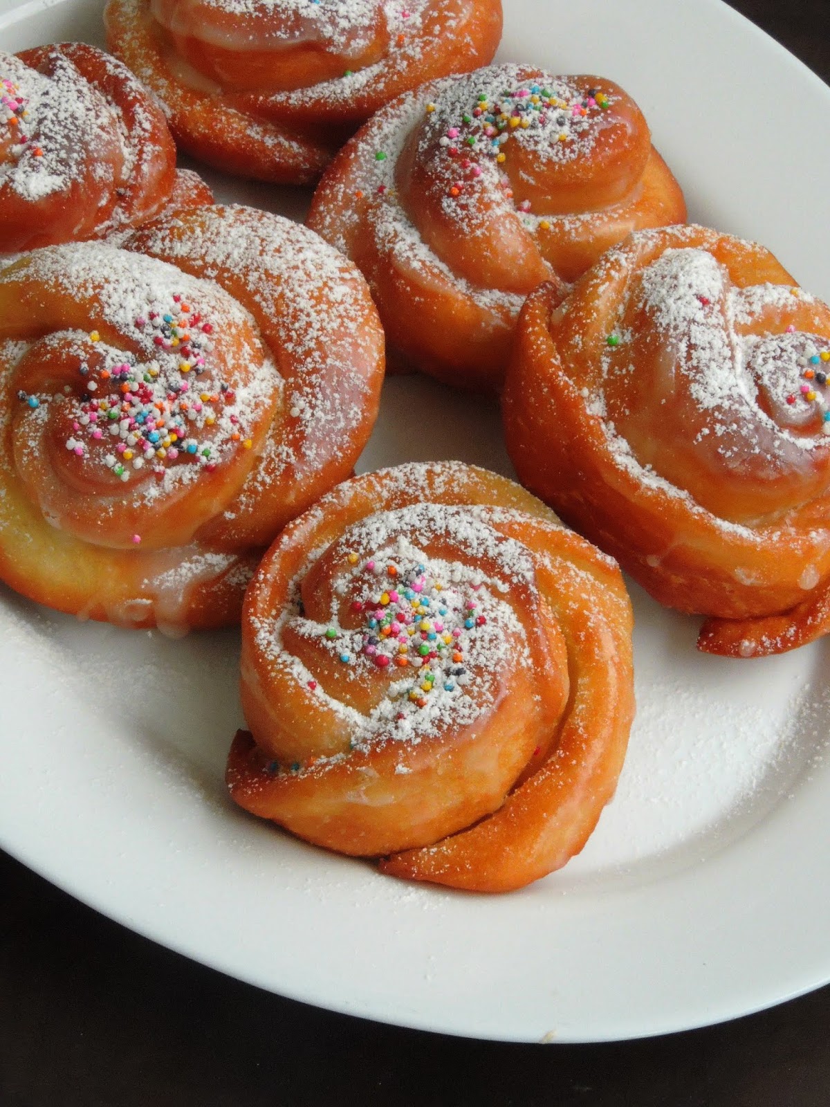 Priya's Versatile Recipes Eggless Rose Shaped Donuts/Rose Doughnuts