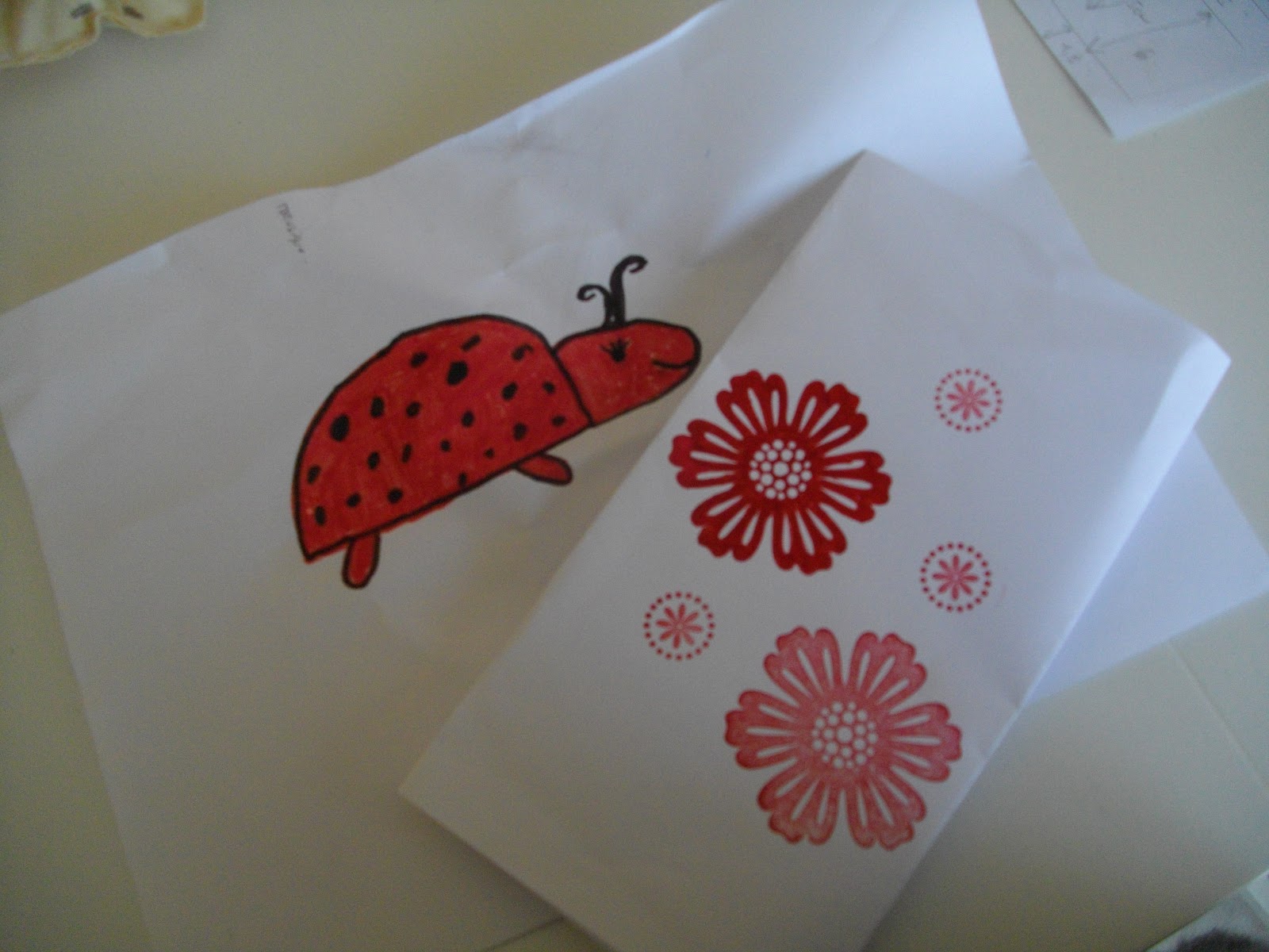 Caty H Technique du transfert sur tissu avec les dessins des enfants!