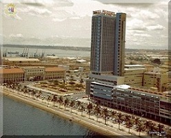 ALFÂNDEGA DO PORTO, LARGO DIOGO CÂO E HOTEL PRESIDENTE ANO 1967