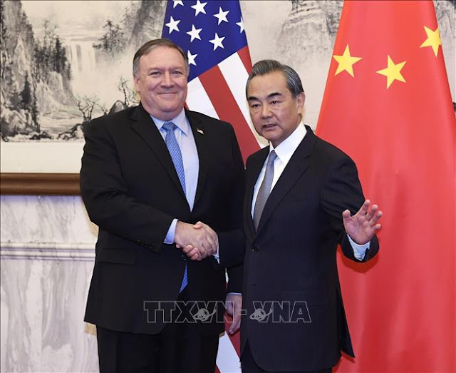 Ngoại trưởng Mỹ Mike Pompeo và Bộ trưởng Ngoại giao Trung Quốc Vương Nghị