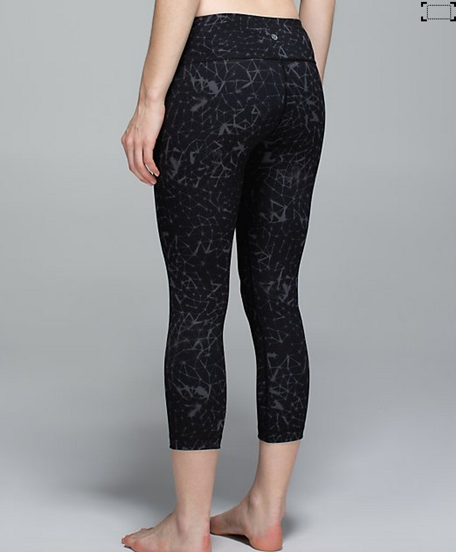 http://www.anrdoezrs.net/links/7680158/type/dlg/http://shop.lululemon.com/products/clothes-accessories/crops-yoga/Wunder-Under-Crop-II-Full-On-Luon?cc=17393&skuId=3601232&catId=crops-yoga
