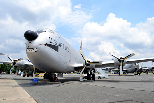 C-124 Глоубмастер.Музей військової авіації, штат Делавер (C-124 Globemaster. Air Mobility Command Museum, Dover, Delaware)