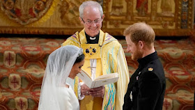 Foto Royal Wedding Prince Harry dan Meghan Markle 2018 Exchange Vows