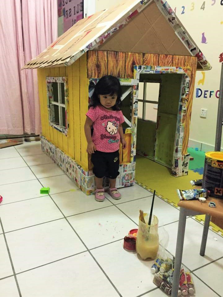 How Filipino GrandPa Turned Used Cardboard into Adorable Playhouse